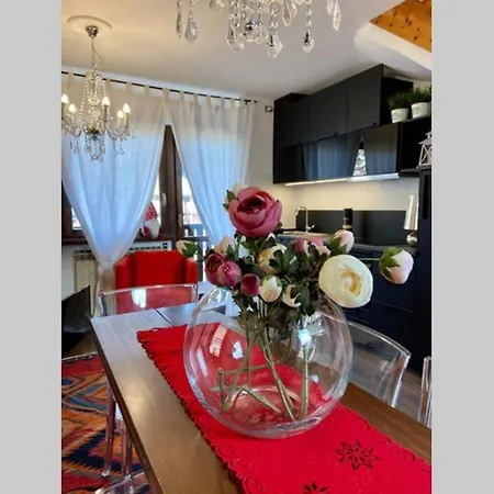 Tablà - confort ed eleganza a 100 mt dagli impianti Aprica Esterno foto